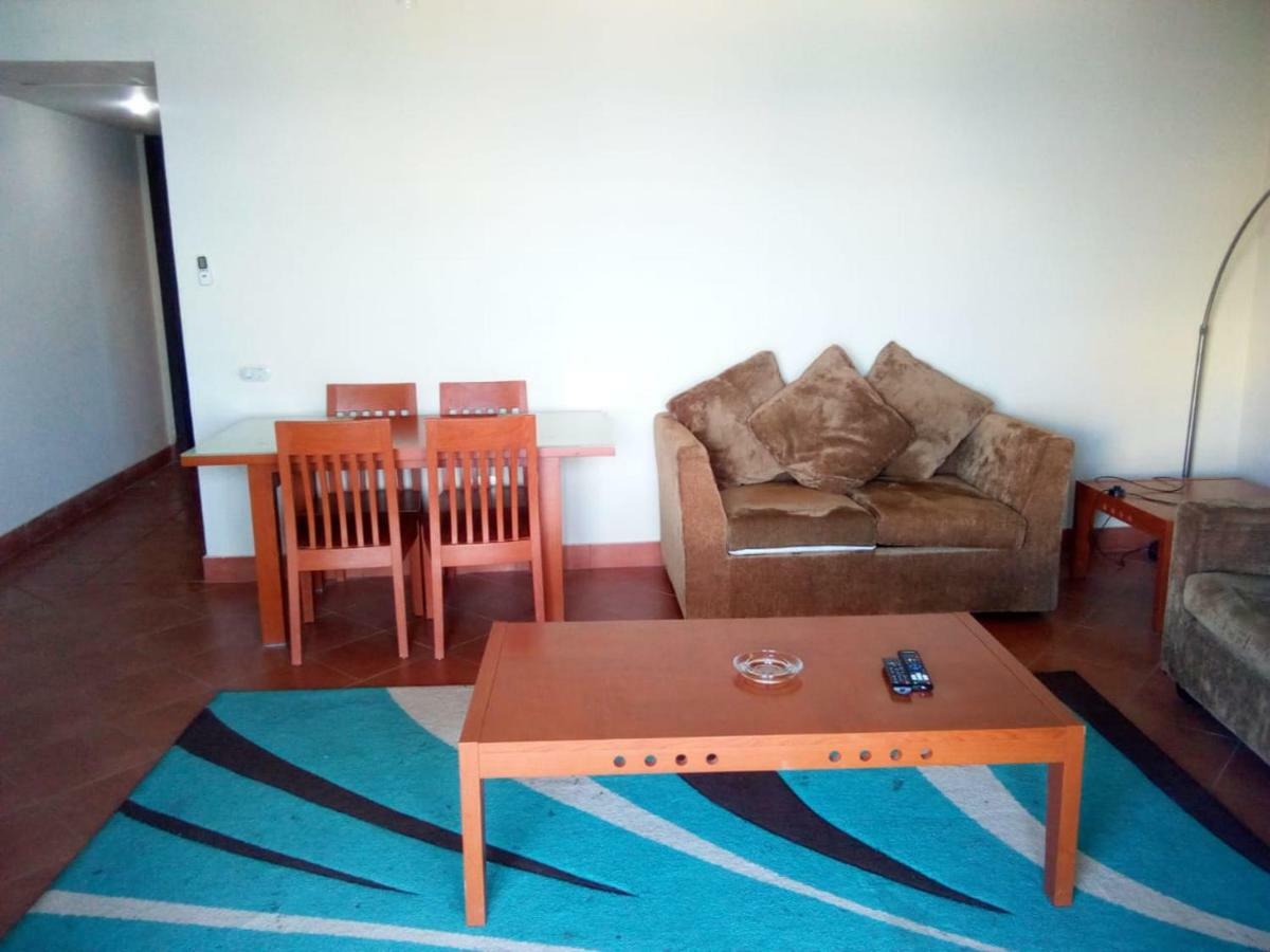 Porto Sokhna Pyramids Apartments With Sea View Families Only ไอน์ ซกนา ภายนอก รูปภาพ